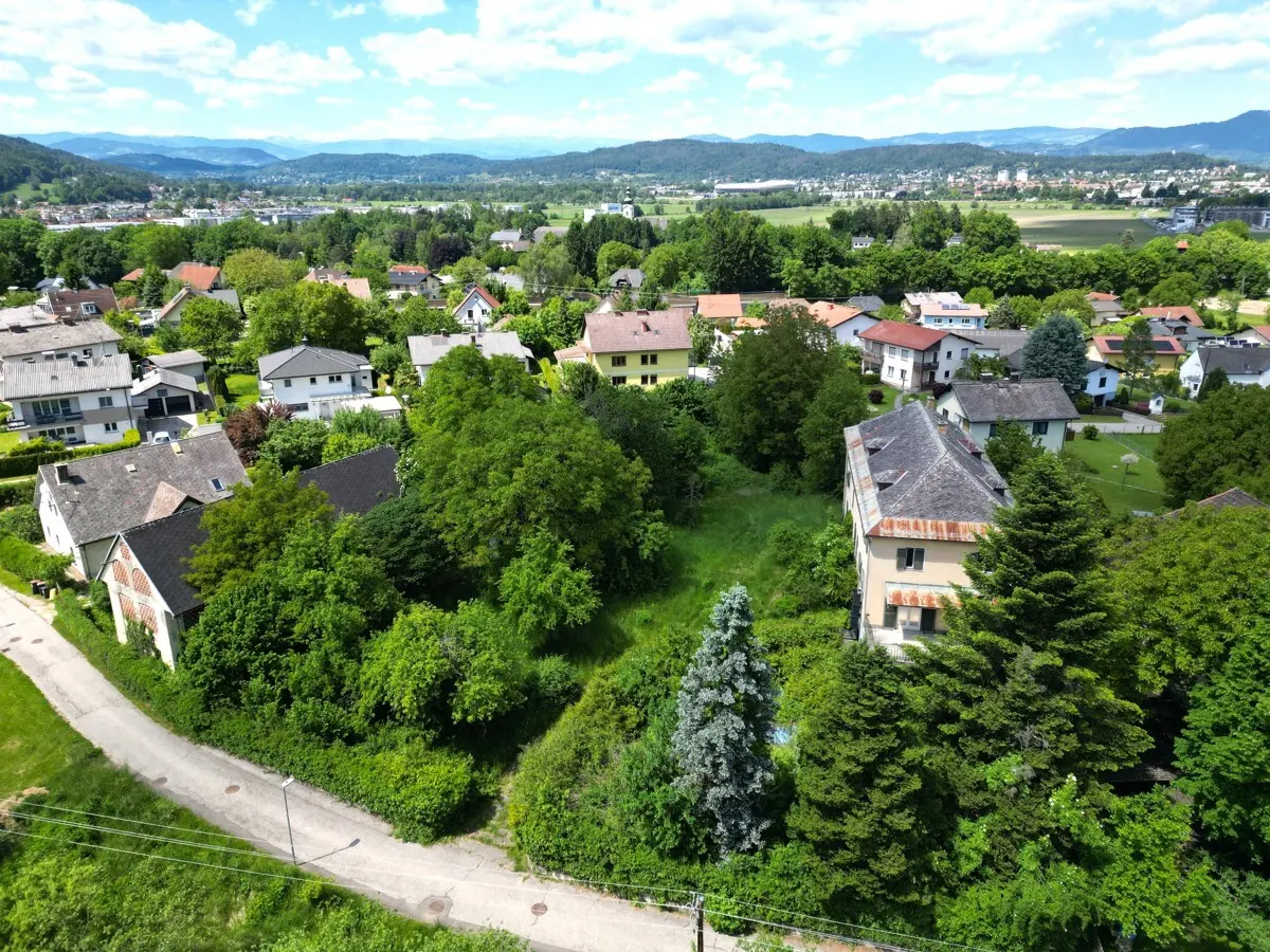 Großzügiges Baugrundstück – Ländlich & stadtnah in Klagenfurt am Wörthersee – Bild 1