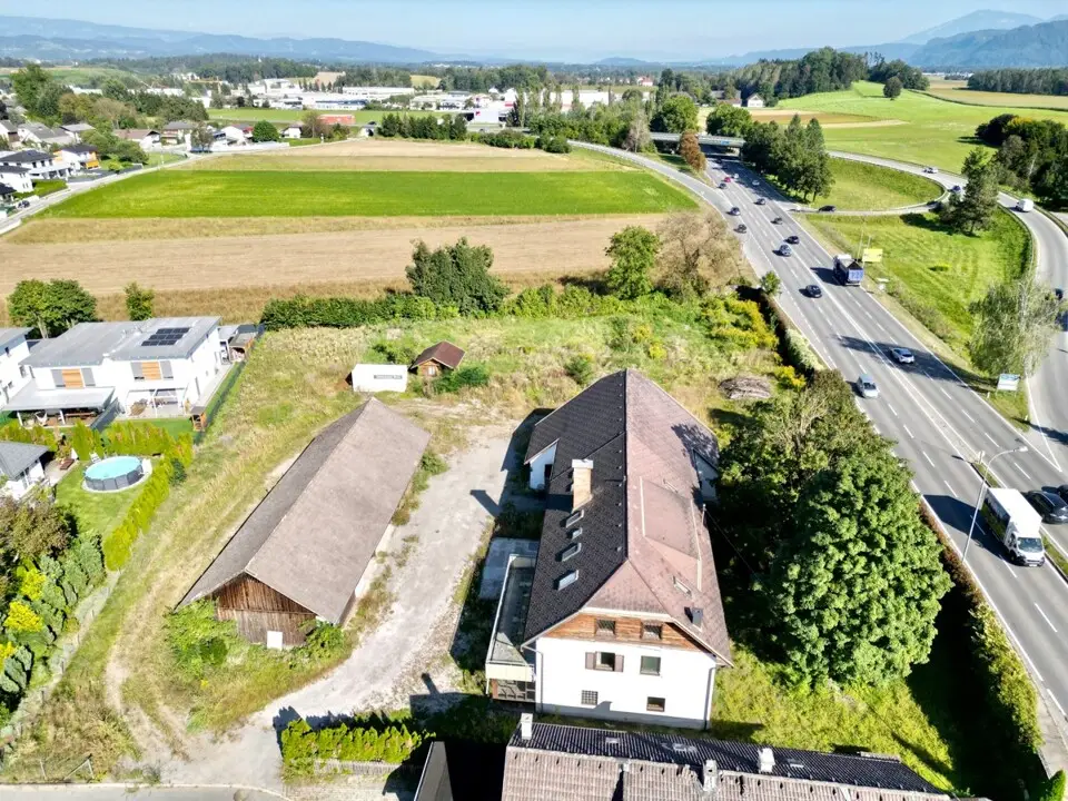 Drohenaufnahme Blick nach Osten