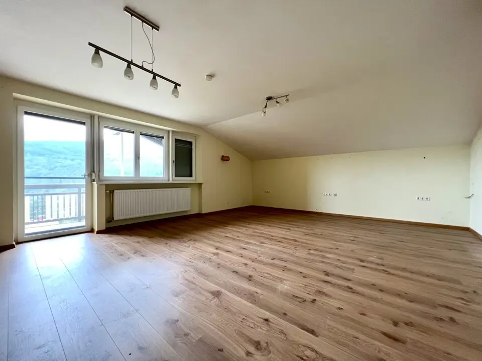 Wohnzimmer DG