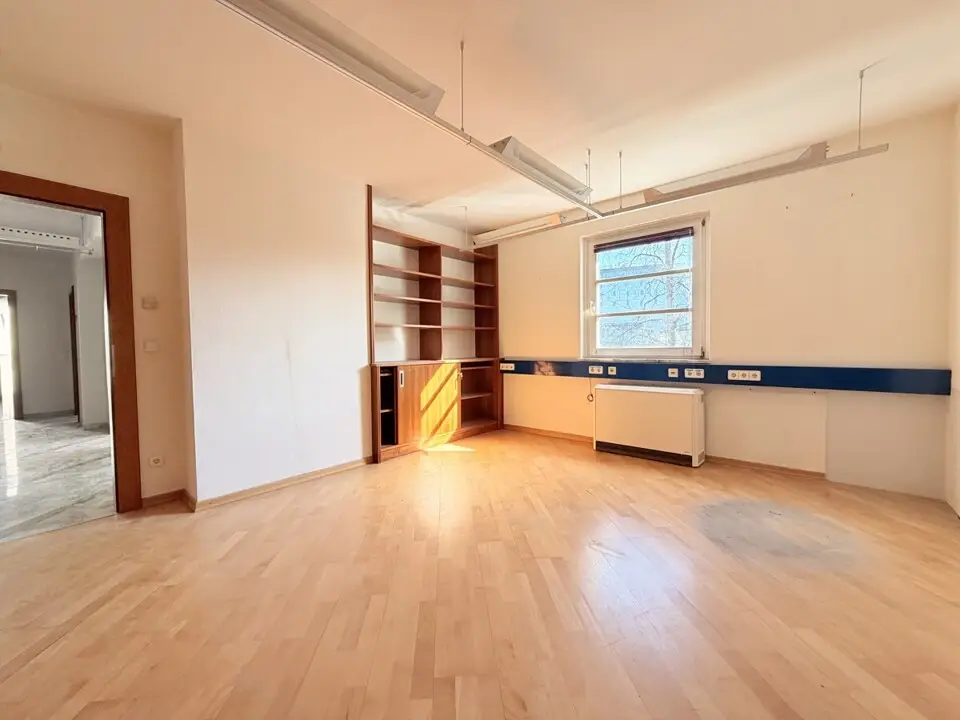 Zentrale, vielseitig nutzbare Büro- und Wohnfläche in Villach mit Drau-Blick – Bild 3