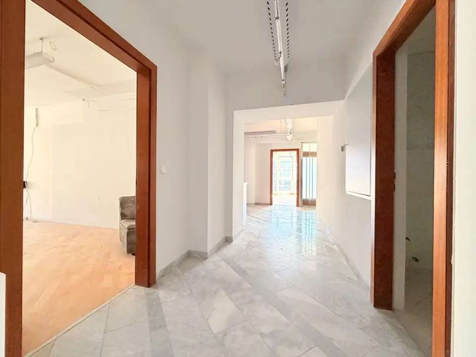 Zentrale, vielseitig nutzbare Büro- und Wohnfläche in Villach mit Drau-Blick – Bild 8