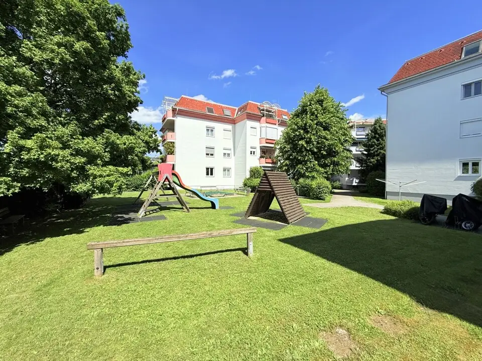 Toll aufgeteilte Wohnung inklusive Tiefgaragenplatz in Top Lage – Bild 8