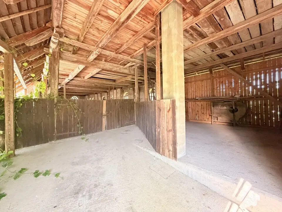 Einzigartige Liegenschaft mit Stallgebäude und traumhaftem Blick auf Stausee & Karawanken – Bild 7